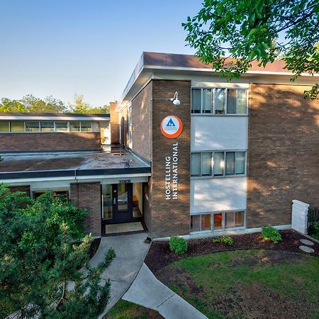 Hi Edmonton - Hostel Exterior photo